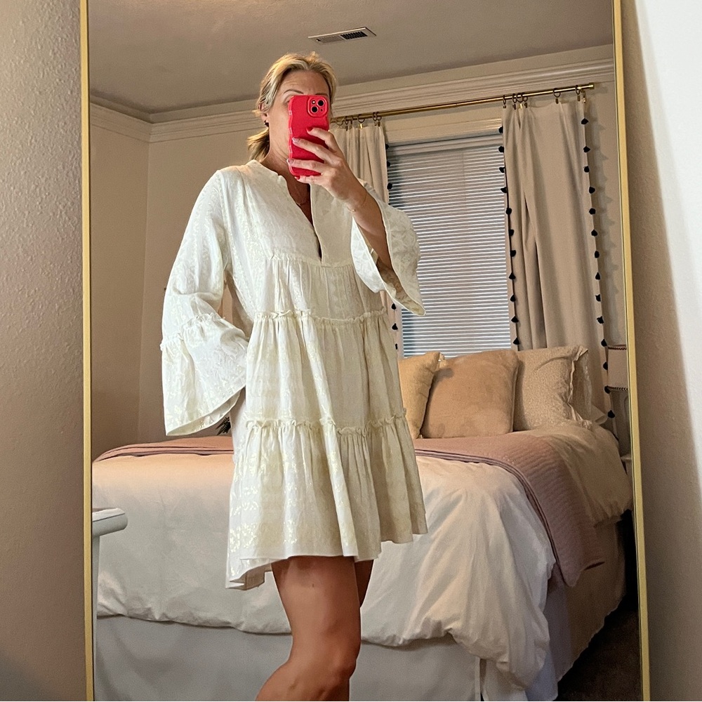 Elan Cream and Gold Patterned Top